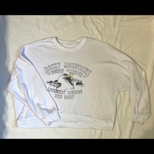 oversized slightly cropped sweat shirt